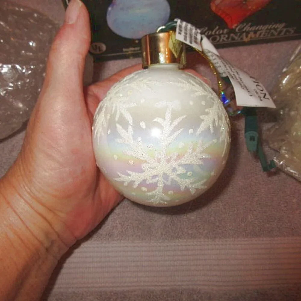 Color Changing Glass Ornaments Set Of 3 Iridescent Glitter Rhinestones 4